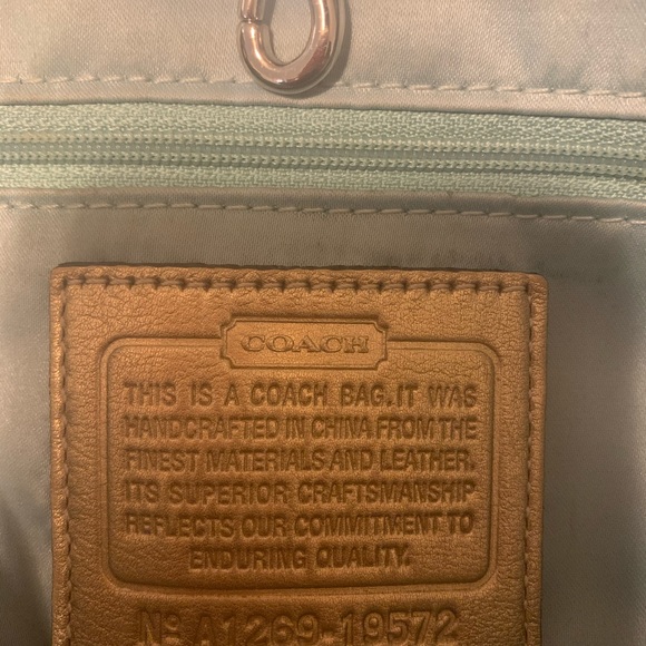 COPY - Authentic cross body/shoulder Coach purse. - Picture 9 of 13